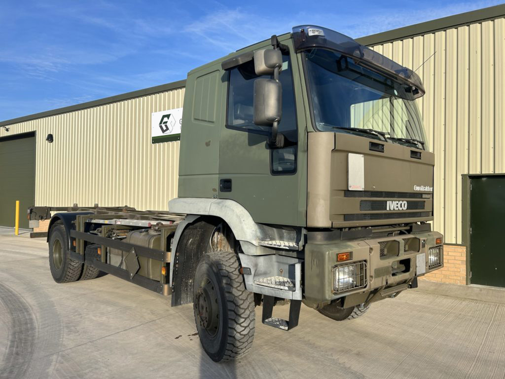 military vehicles for sale - Iveco Eurotrakker 190E35 4x4 Cargo Truck