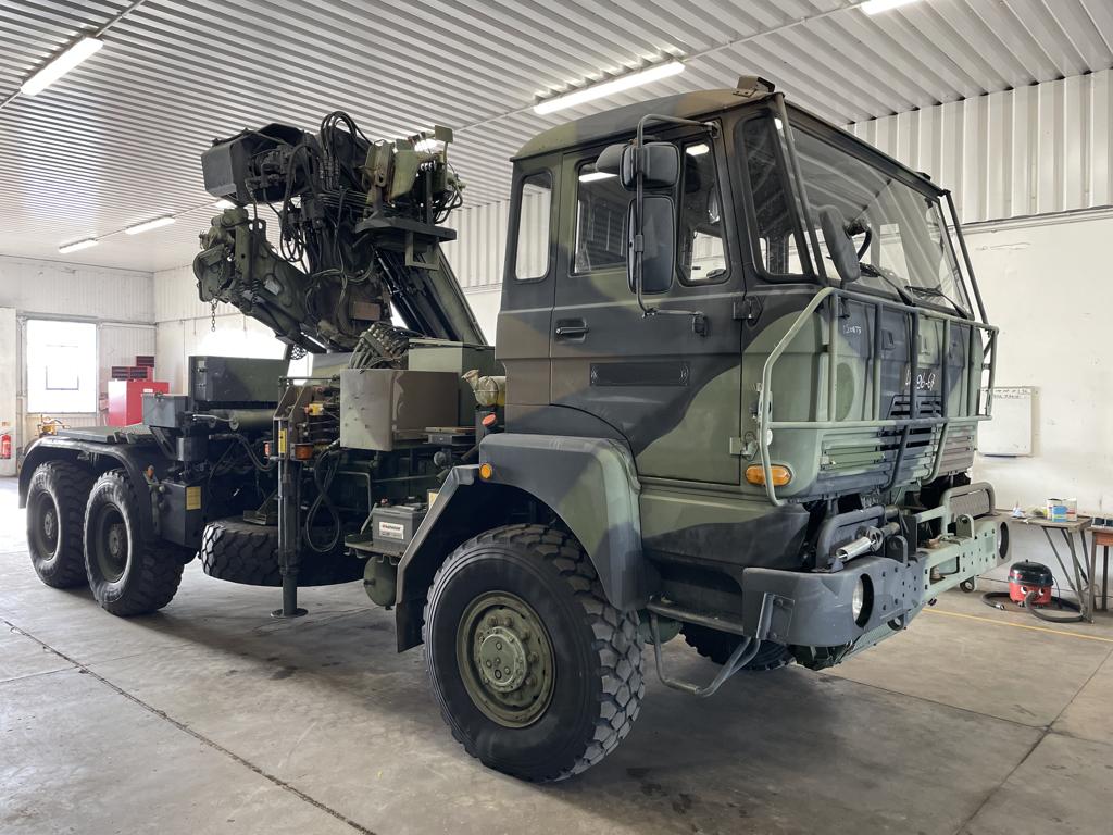 military vehicles for sale - DAF YTZ 2300 6x6 Tractor Crane Recovery Truck